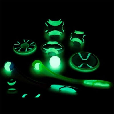 Chuckit Max Glow Ultra Squeeker Ball Grün