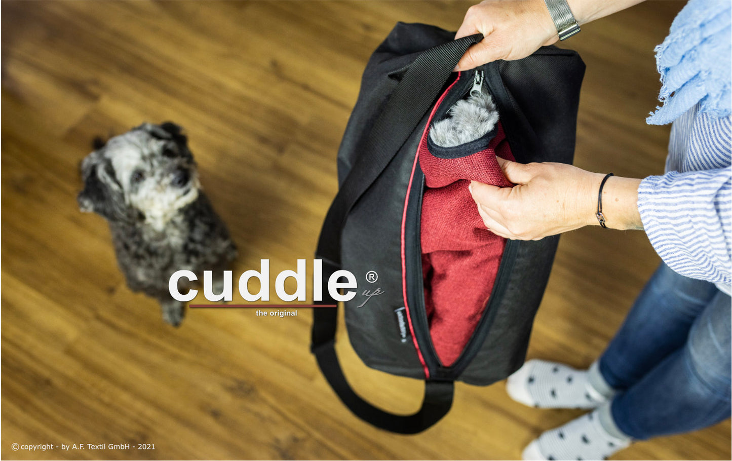 Cuddle up burgundy-silver gray